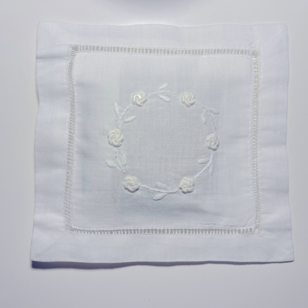 Bruges handmade white linen closet lavender new sachet.